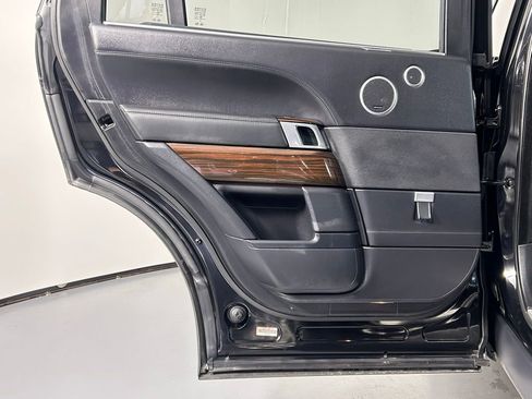 Used 2016 Land Rover Range Rover Long Wheelbase Supercharged image 17