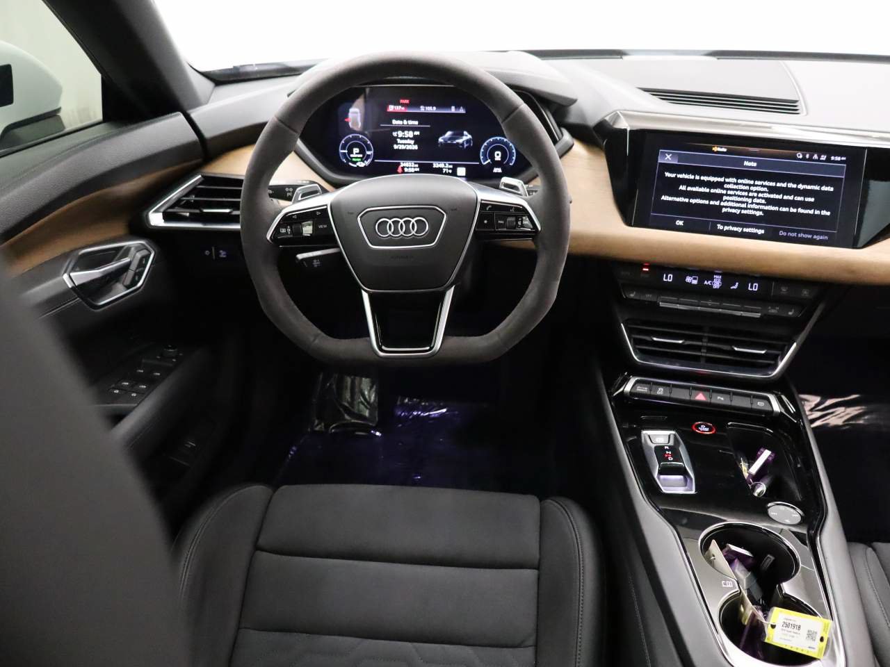 Used 2022 Audi e-tron GT Premium Plus AWD/4WD image 15
