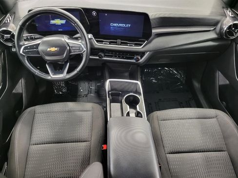 Used 2025 Chevrolet Equinox LT image 7