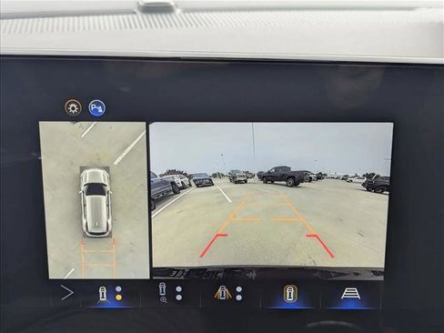 New 2026 Chevrolet Equinox ACTIV w/ Convenience Package III image 16