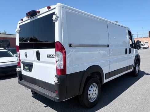 Used 2023 RAM ProMaster 2500 FWD image 12