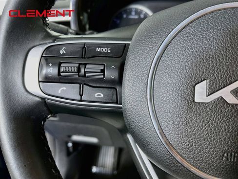 Used 2022 Kia K5 GT-Line FWD image 15