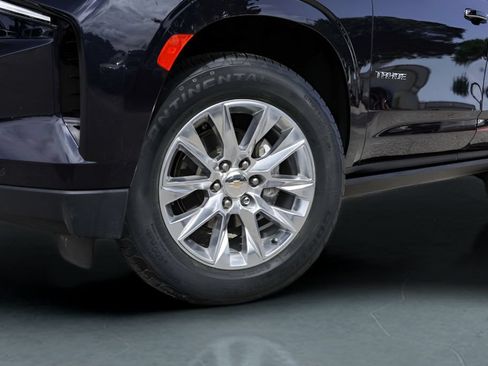 Used 2023 Chevrolet Tahoe Premier RWD image 4