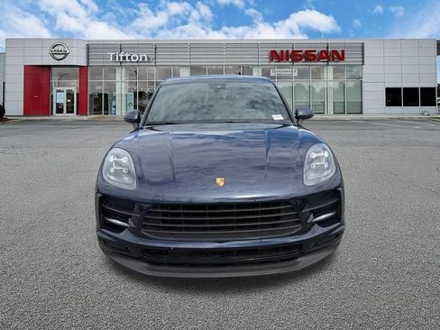 Used 2021 Porsche Macan AWD/4WD image 2