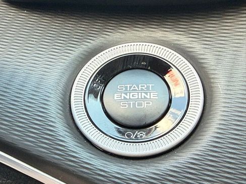 New 2026 Jeep Grand Cherokee Laredo image 16