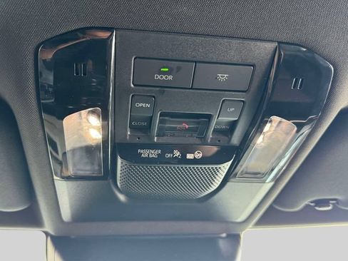 Used 2025 Lexus GX 550 w/ Accessory Package (2T) AWD/4WD image 38