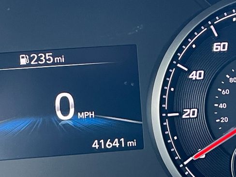 Used 2023 Hyundai Santa Fe SEL image 40