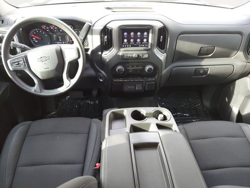 Used 2022 Chevrolet Silverado 1500 Custom Trail Boss w/ LPO, Dark Essentials Package AWD/4WD image 3