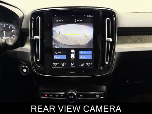 Used 2019 Volvo XC40 T5 Inscription image 28