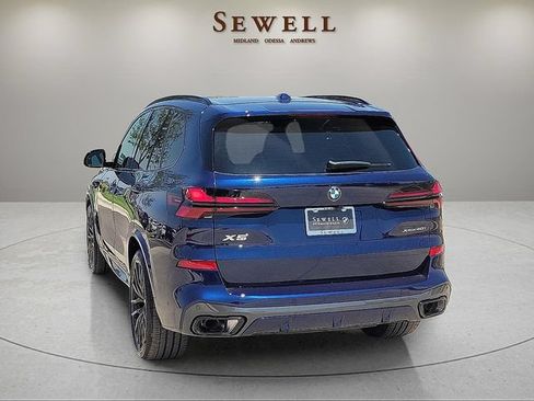 Used 2026 BMW X5 xDrive40i w/ M Sport Package AWD/4WD image 3