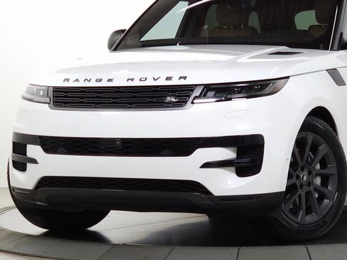 Used 2023 Land Rover Range Rover Sport SE image 13