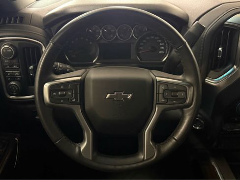 Used 2022 Chevrolet Silverado 1500 RST w/ Redline Edition AWD/4WD image 18