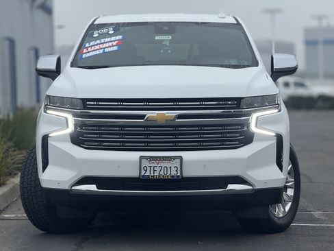 Certified 2023 Chevrolet Suburban Premier image 2