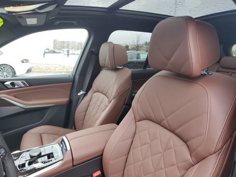 Certified 2026 BMW X5 xDrive40i w/ Climate Comfort Package image 7