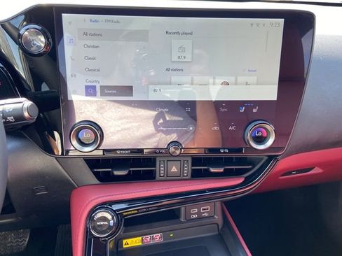 Certified 2024 Lexus NX 350h AWD image 19