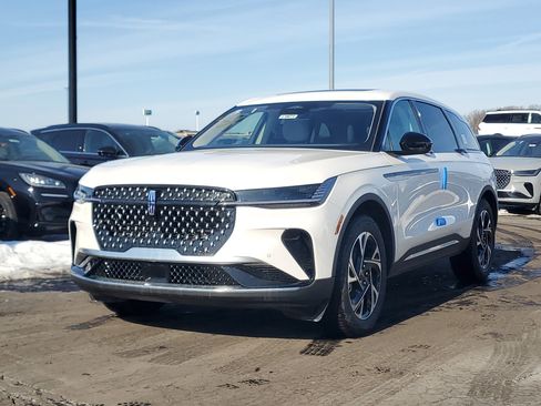 New 2026 Lincoln Nautilus Premier w/ Equipment Group 102A image 2