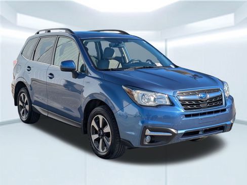Used 2017 Subaru Forester 2.5i Limited w/ Popular Package #2 image 8