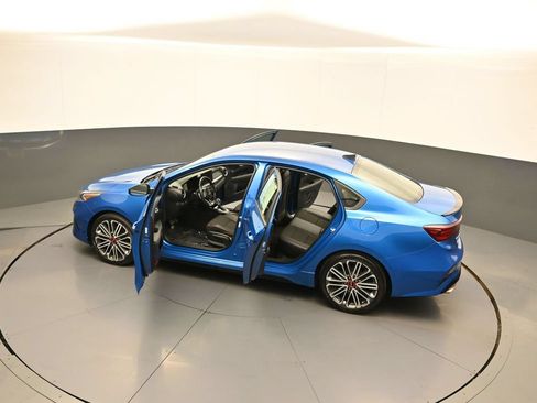 Certified 2024 Kia Forte GT FWD image 43