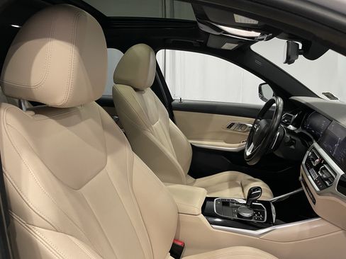 Used 2019 BMW 330i xDrive Sedan w/ Convenience Package AWD/4WD image 15