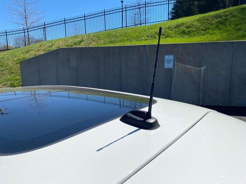 Used 2018 MINI Cooper 2-Door Hardtop FWD image 24