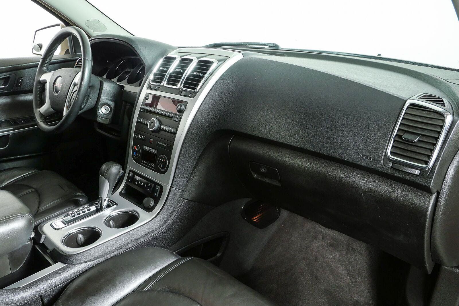 Used 2008 GMC Acadia SLT w/ Convenience Package FWD image 22