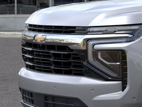 New 2026 Chevrolet Suburban LS AWD/4WD image 13