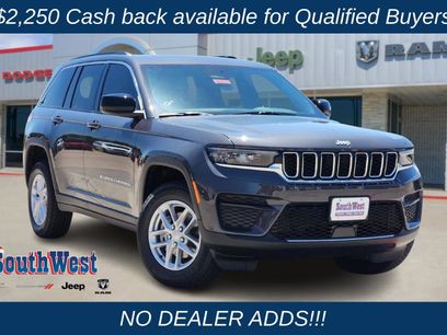 New 2025 Jeep Grand Cherokee Laredo X