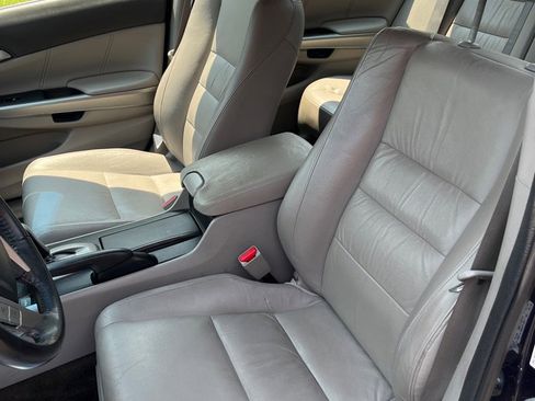 Used 2010 Honda Accord EX-L image 6