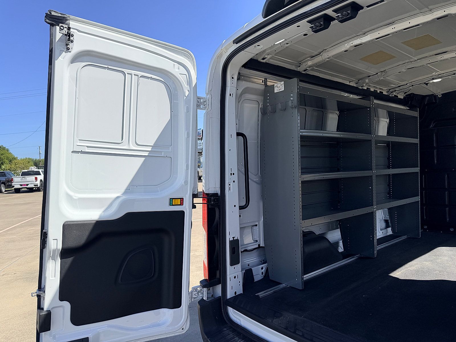 Used 2024 Ford Transit 250 148 Medium Roof RWD image 15