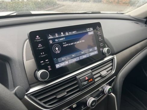 Used 2021 Honda Accord Hybrid image 17