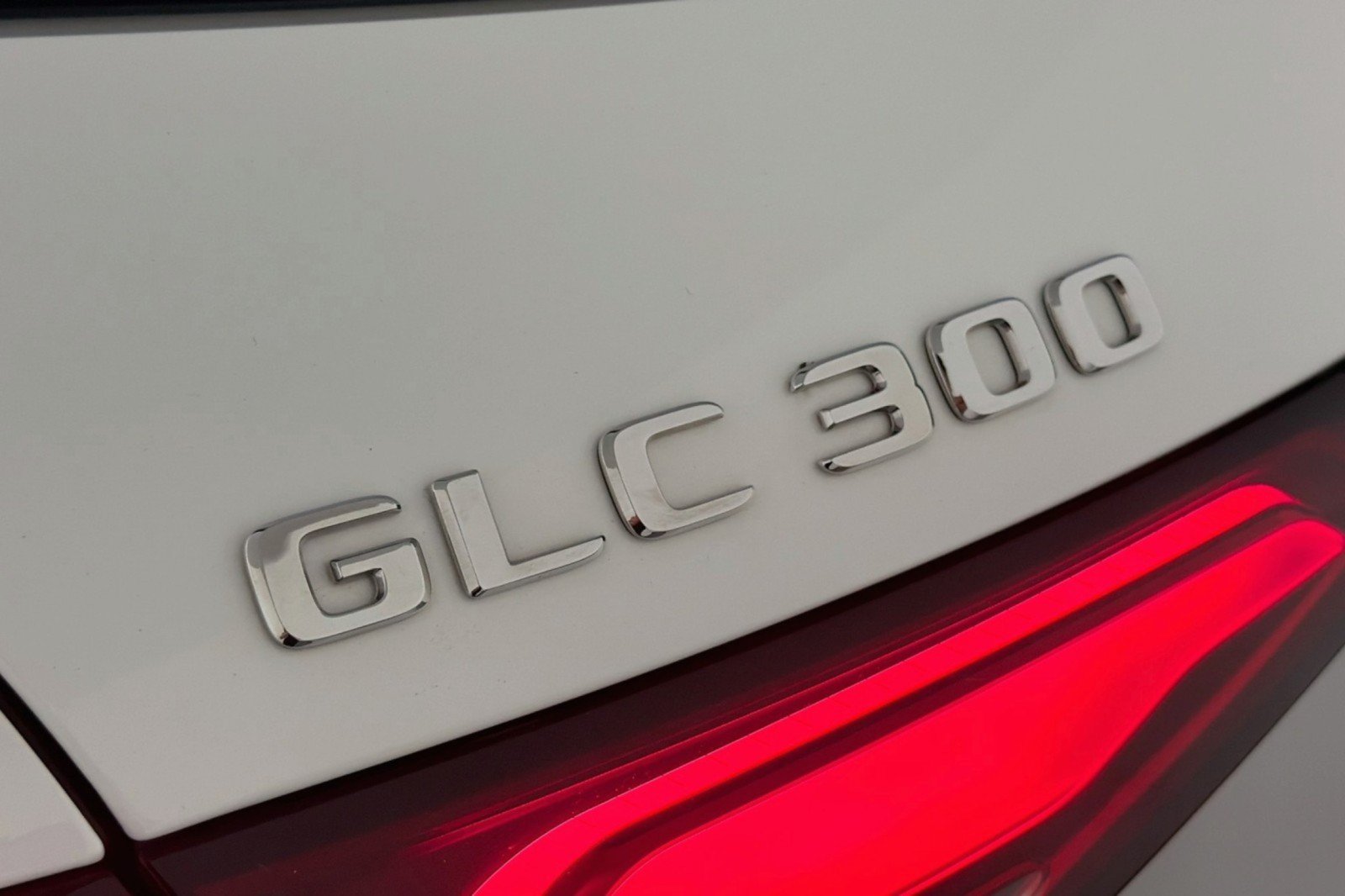 Certified 2024 Mercedes-Benz GLC 300 image 10