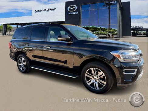 Used 2023 Ford Expedition Limited image 6