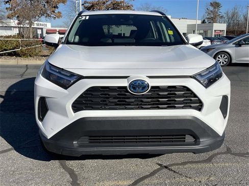 Used 2022 Toyota RAV4 XLE image 8