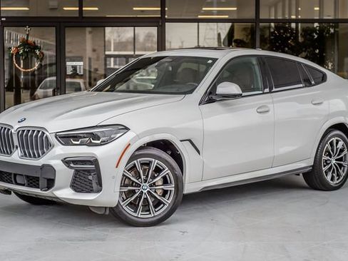 Used 2022 BMW X6 xDrive40i w/ M Sport Package image 2