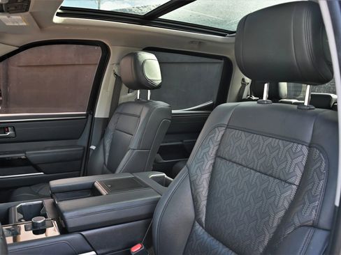 Used 2022 Toyota Tundra Limited image 21