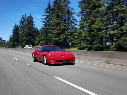 Used 2007 Chevrolet Corvette Z06 w/ Preferred Equipment Group RWD image 8