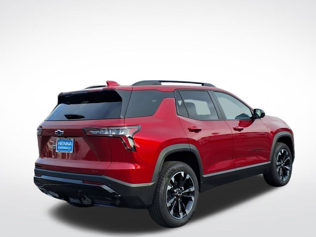 New 2027 Chevrolet Equinox RS w/ LPO, Floor Liner Package FWD image 3