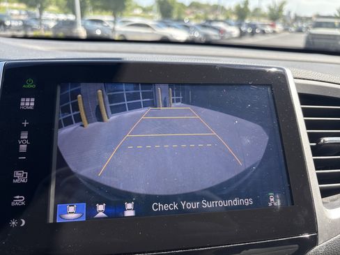 Used 2016 Honda Pilot Elite image 25