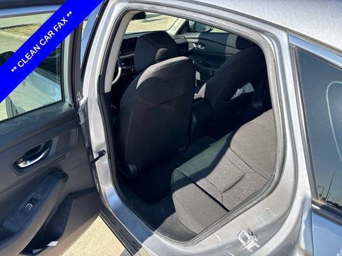 Used 2023 Honda Accord EX image 7