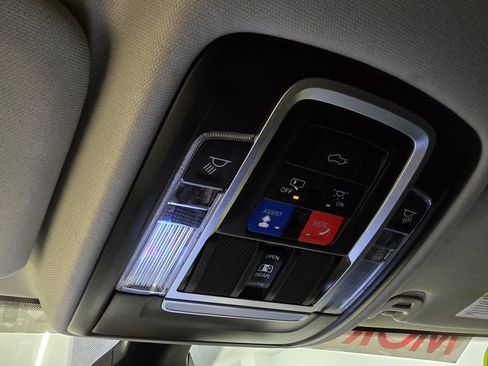 Used 2024 RAM 2500 Laramie image 36