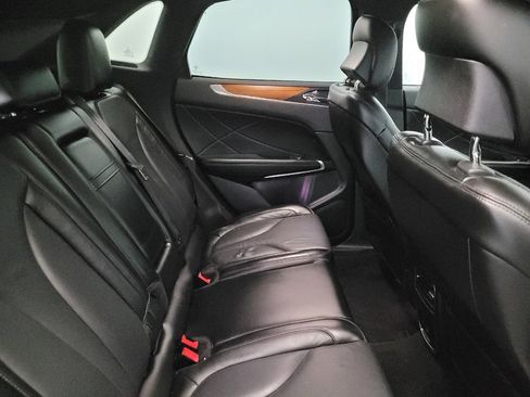 Used 2019 Lincoln MKC Reserve FWD image 19