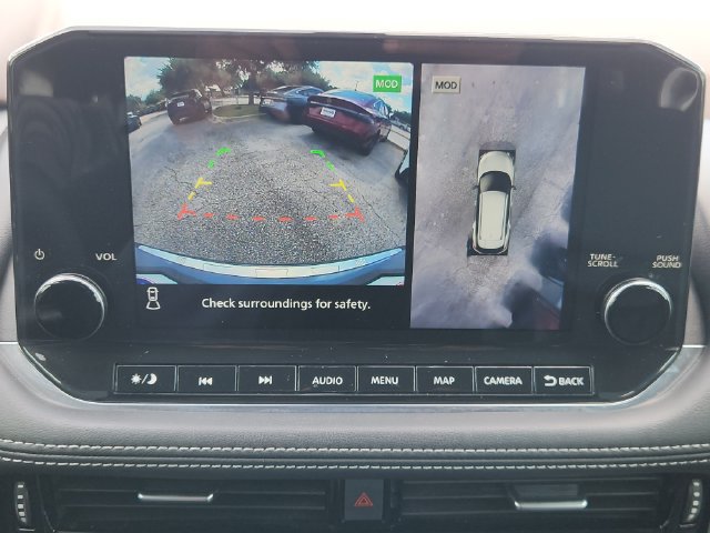 Used 2021 Nissan Rogue Platinum FWD image 19