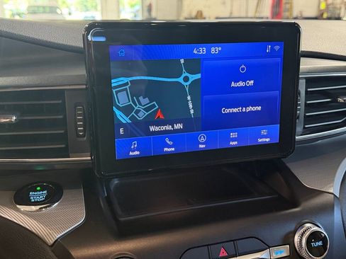 Used 2020 Ford Explorer XLT w/ Equipment Group 202A AWD/4WD image 34