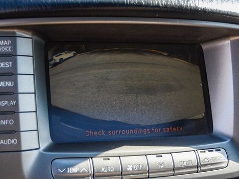 Used 2006 Lexus LX 470 image 30