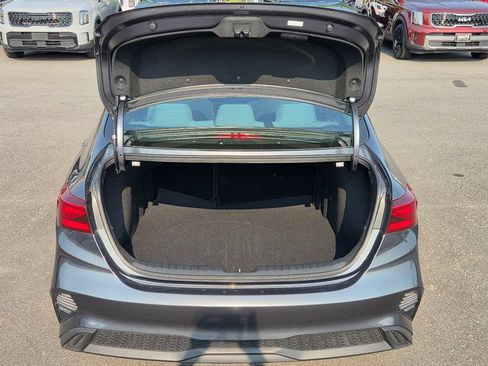Used 2023 Kia Forte LXS FWD image 31