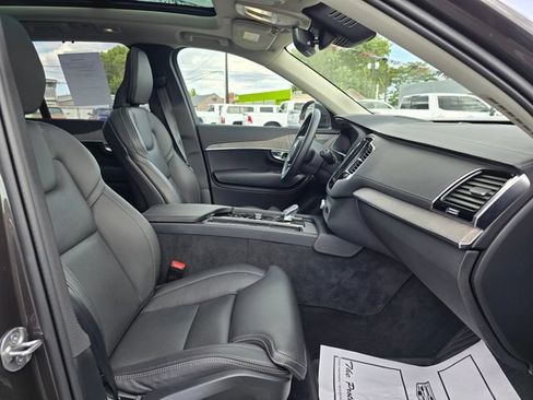 Used 2023 Volvo XC90 B6 Ultimate w/ Protection Package Premier AWD/4WD image 10