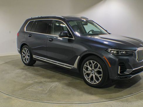 Used 2020 BMW X7 xDrive40i w/ Premium Package AWD/4WD image 7