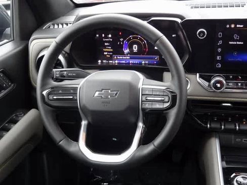 Used 2026 Chevrolet Colorado ZR2 w/ Technology Package image 15