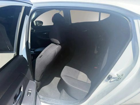 Used 2022 Nissan Sentra SV w/ Trunk Package FWD image 28