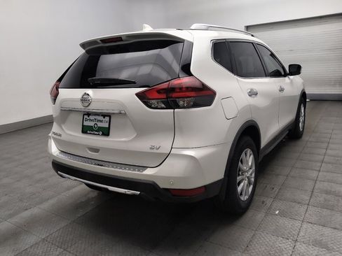 Used 2020 Nissan Rogue SV FWD image 9
